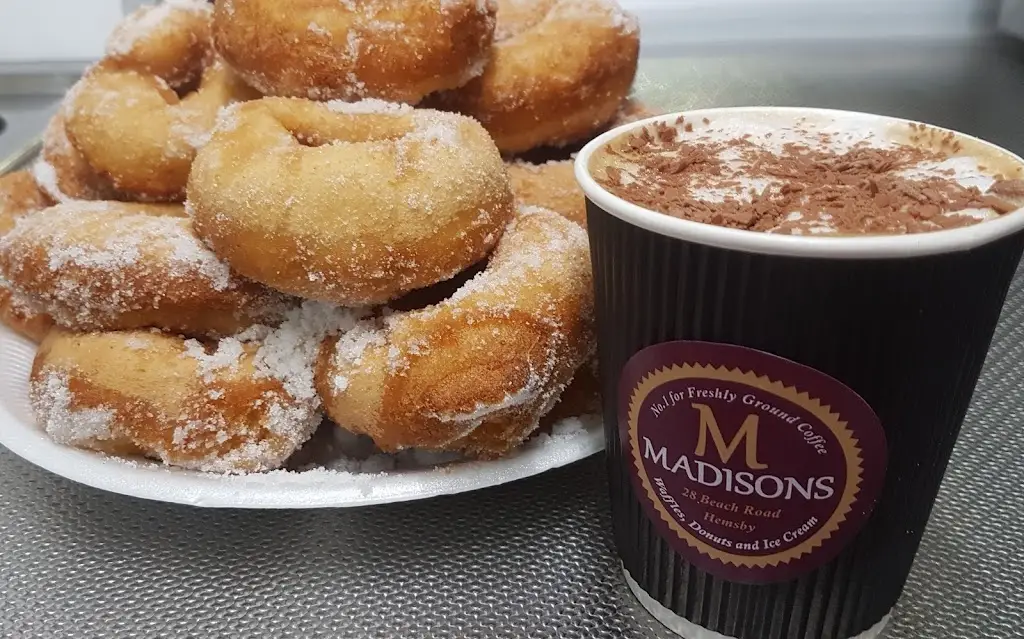Madison's Coffee & Donuts_Hemsby_slider_image_3