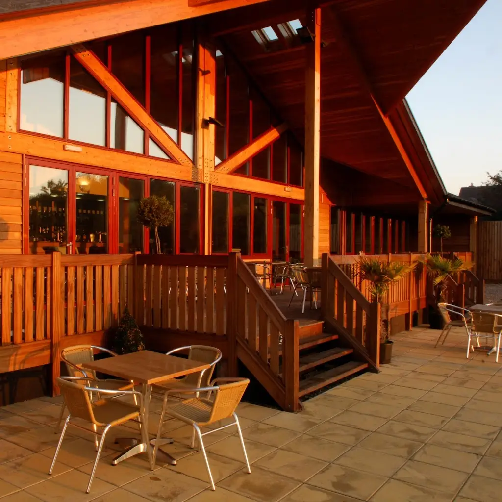 Fairway Bar & Bistro_Henlow_slider_image_1