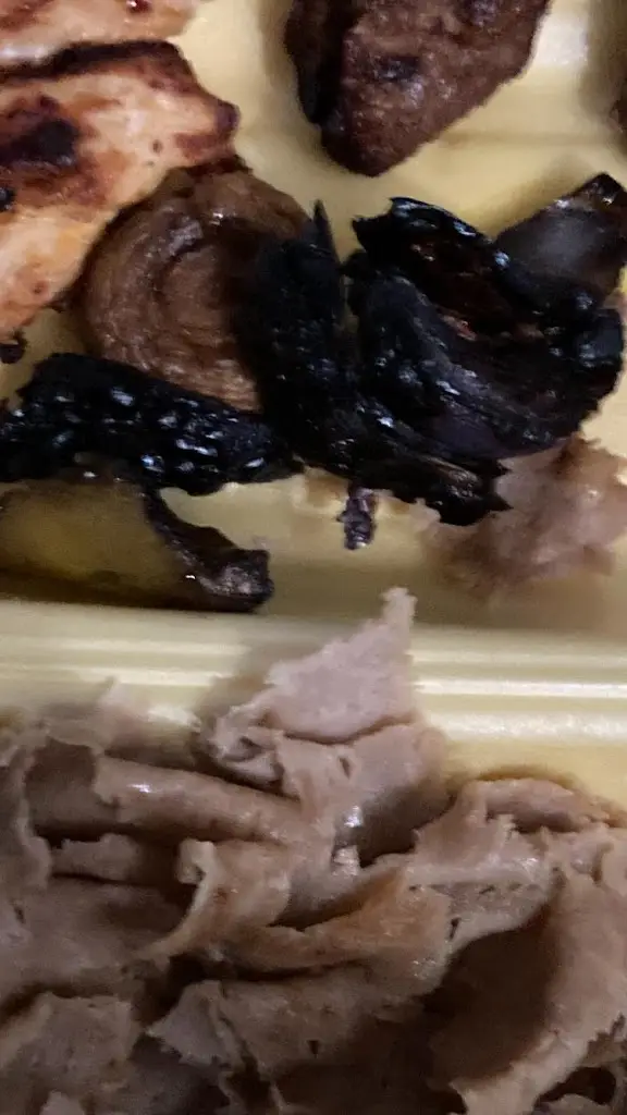 Menu_The Flamez_Henlow_image_3