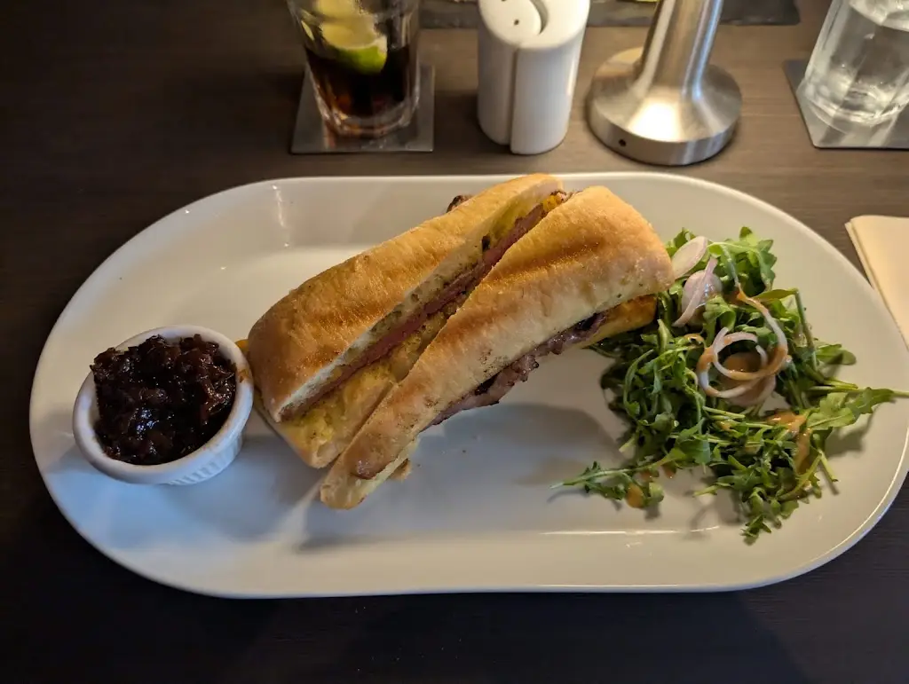 Sam_107 Dining Room_Heswall_recensione