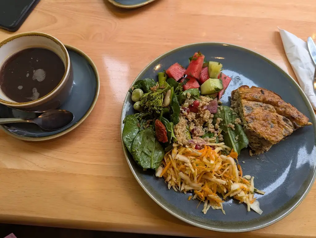 Adam Watts_Mudlarks Garden Cafe_Hertford_review