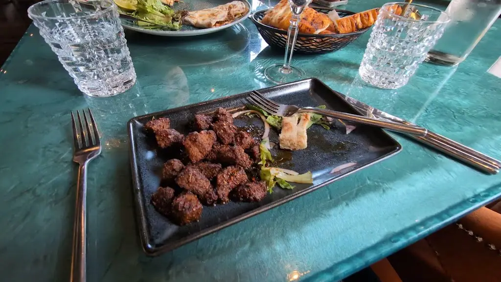 Veyso’s Brasserie_Hertford_slider_image_2