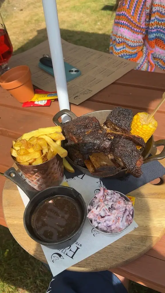 Cody_The Fox_Aylsham_review