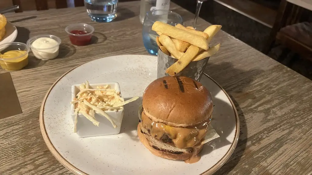 The Gate_High Barnet_slider_image_2