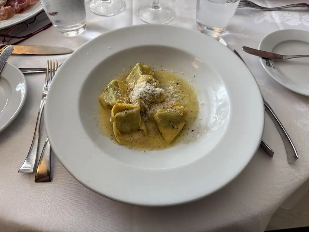 Villa Marina_Henley-on-Thames_slider_image_3