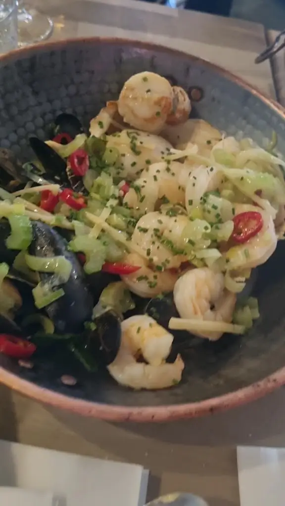 Shellfish Cow Restaurant & Bar_Henley-on-Thames_slider_image_2