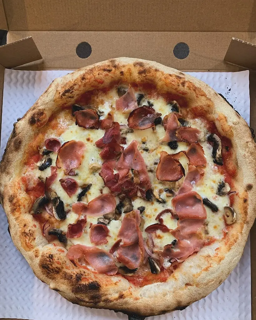 Yellow Door Eats_Hethersett_slider_image_2