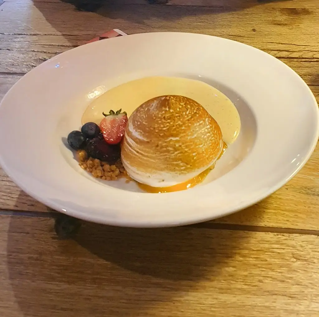 Paul Wallace_The Plough of Henfield_Henfield_review