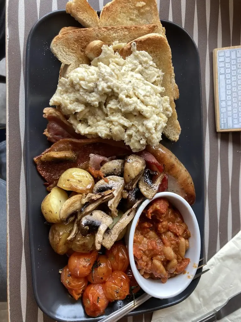 Geoff Penton_Relish_Henfield_recensione