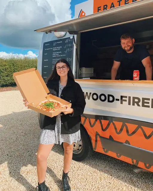 Green People_Fratellopizzaco_Henfield_reseña