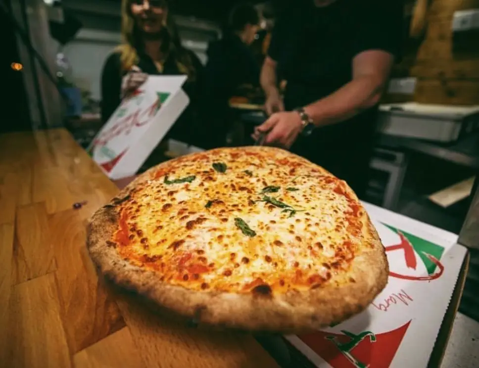 Fratellopizzaco_Henfield_slider_image_1