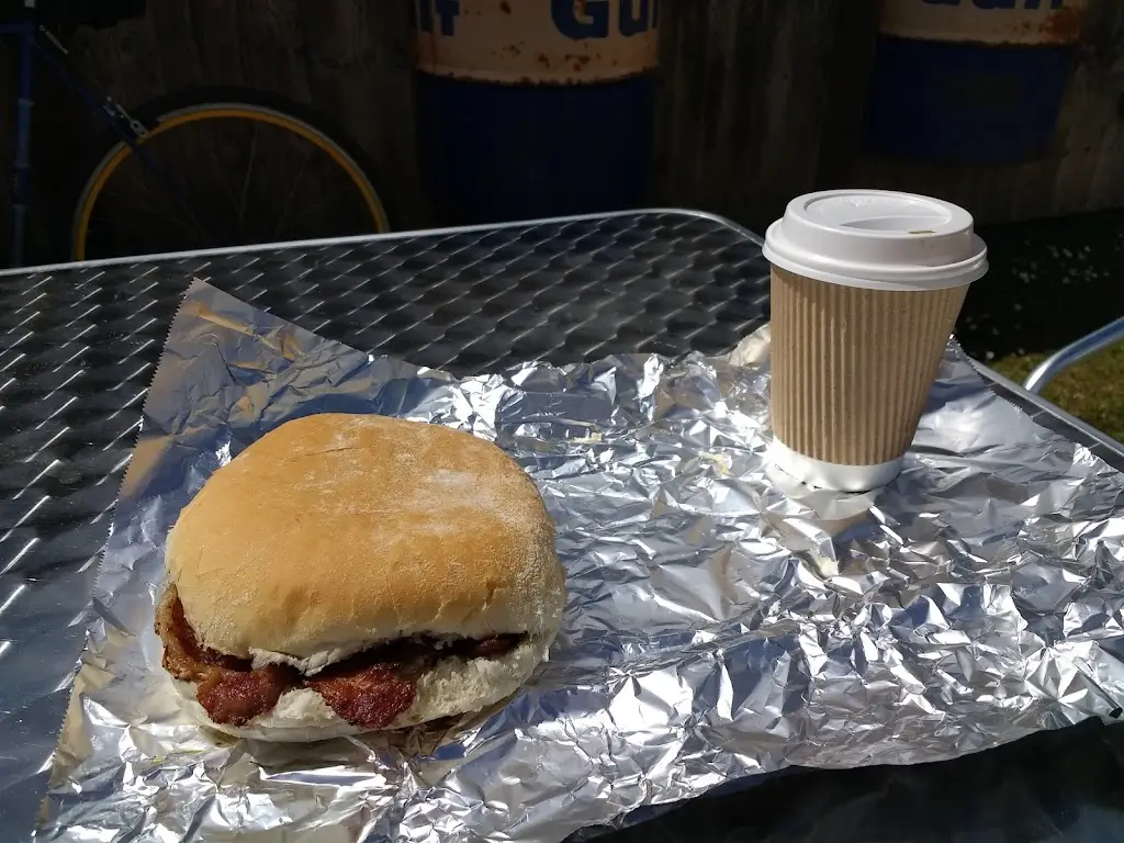 Robin CB_The Old Railway_Henfield_review