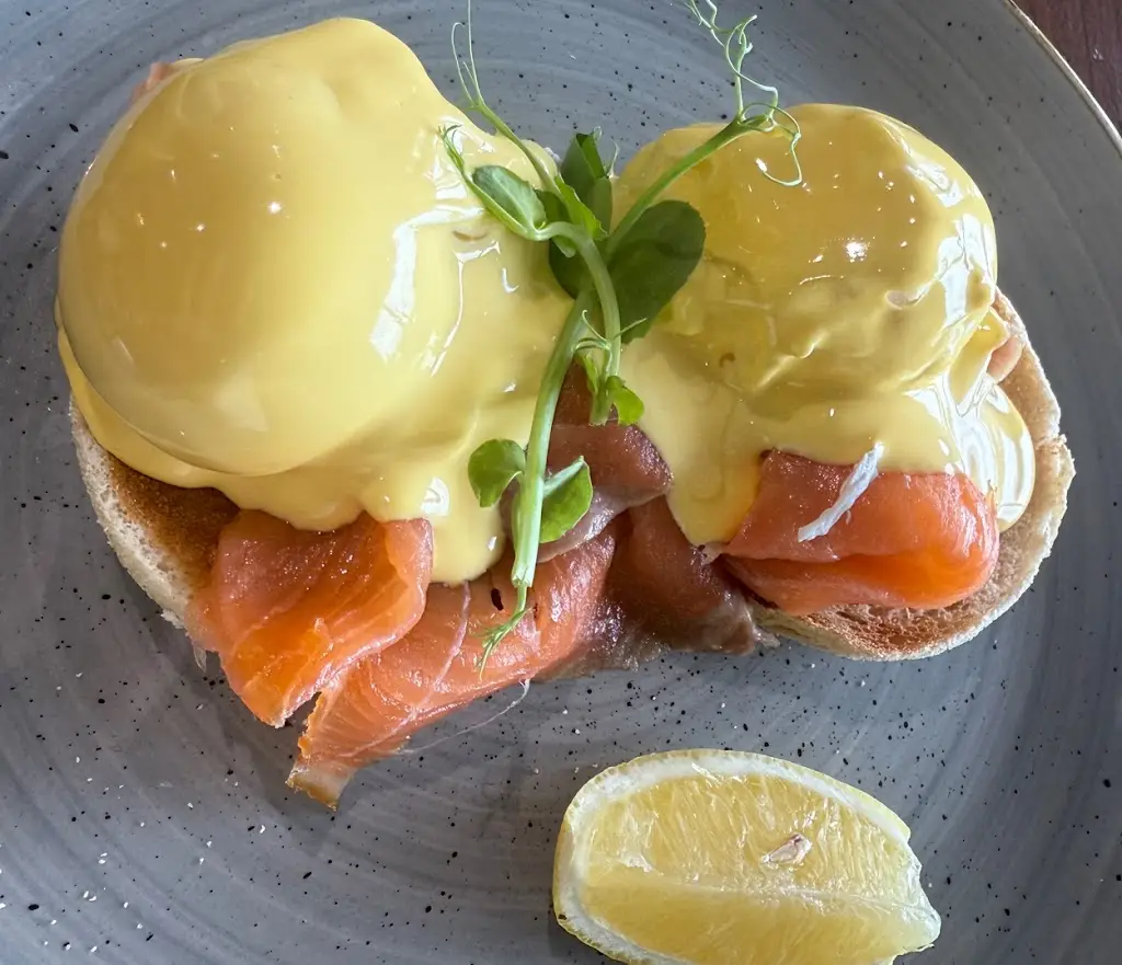 The View_Henley in Arden_slider_image_3