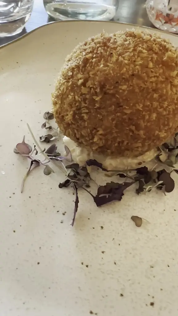 The Mount by Glynn Purnell_Henley in Arden_slider_image_2