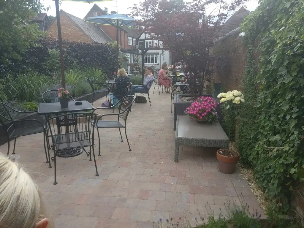 The Bluebell_Henley in Arden_slider_image_3