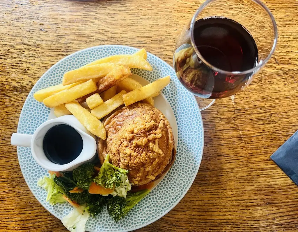 Gemma Cope_Fleur de Lys_Henley in Arden_recensione