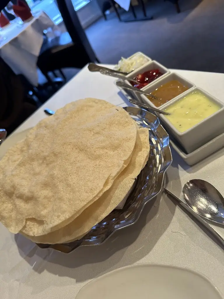 Menü_Naya Restaurant_Henley in Arden_Bild_3