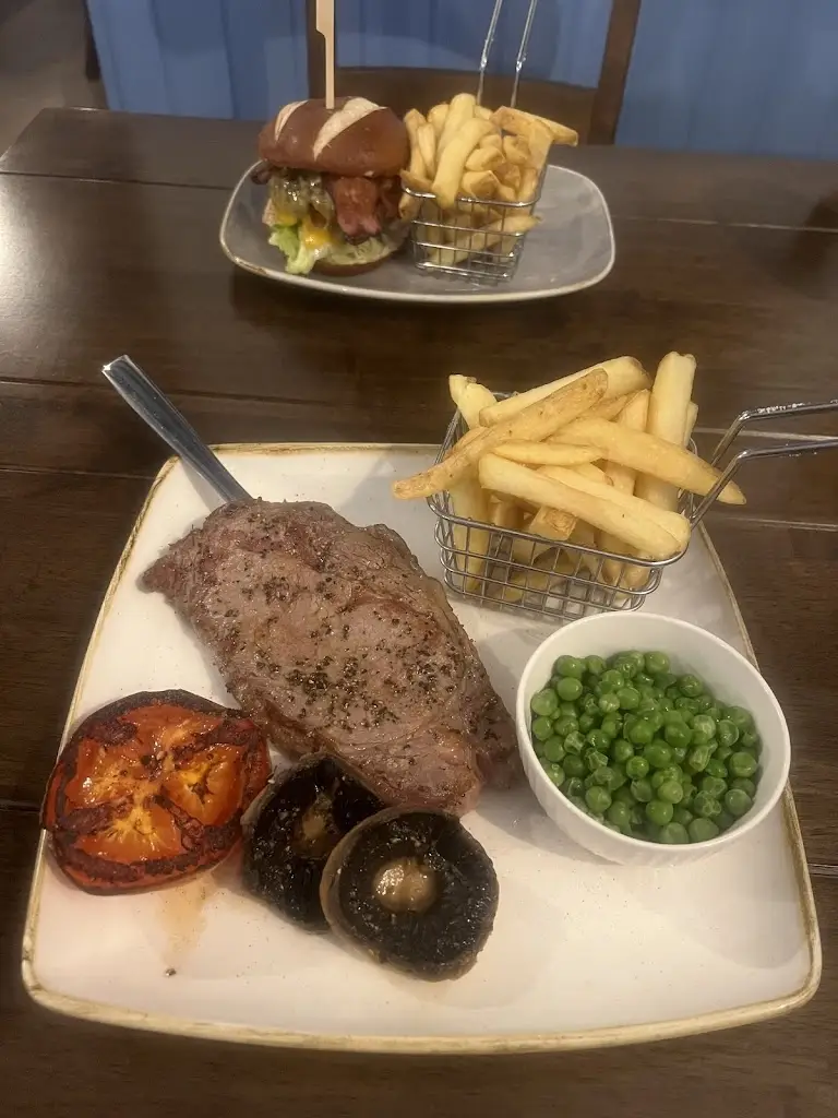 Fran Parr_The Navigation_Henley in Arden_review