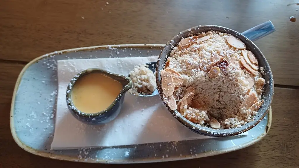 Adrian Settle_The Navigation_Henley in Arden_review