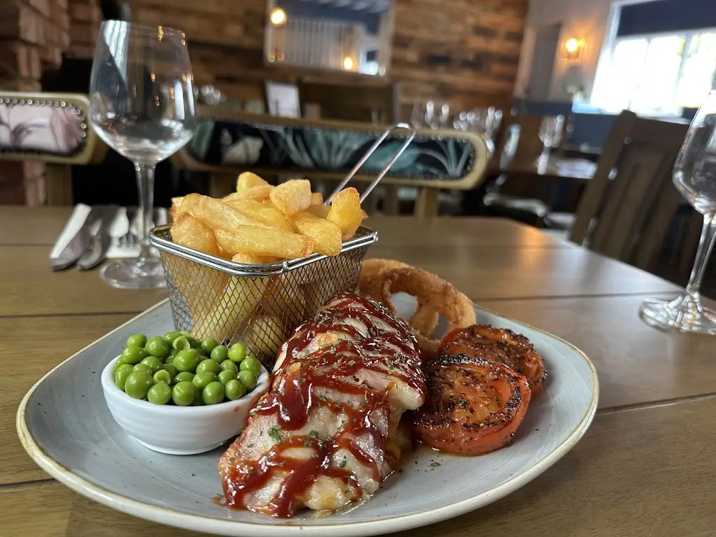 The Navigation_Henley in Arden_slider_image_3