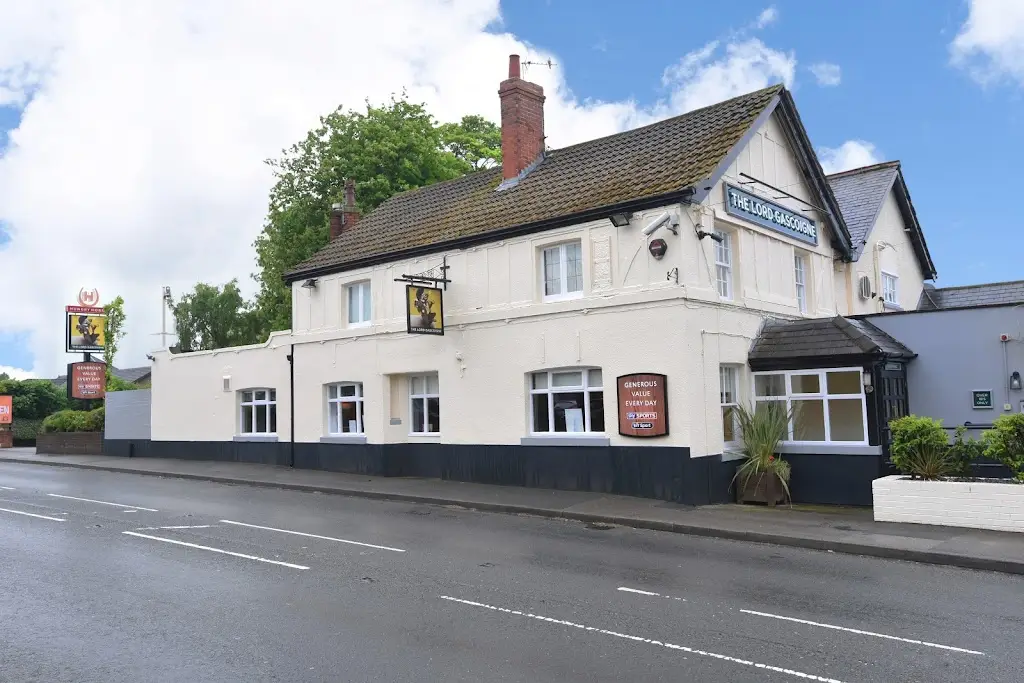 Lord Gascoigne_Aberford_slider_image_3