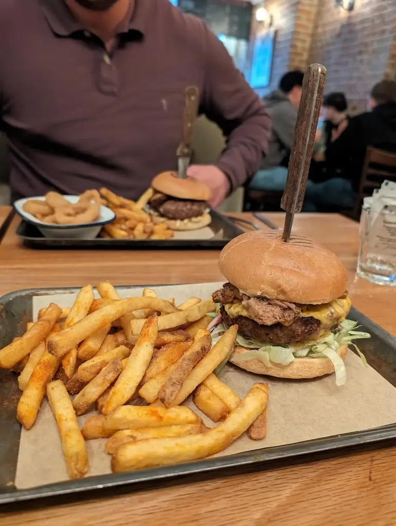 Lisa Neale_Bar Eight_Herne Bay_review