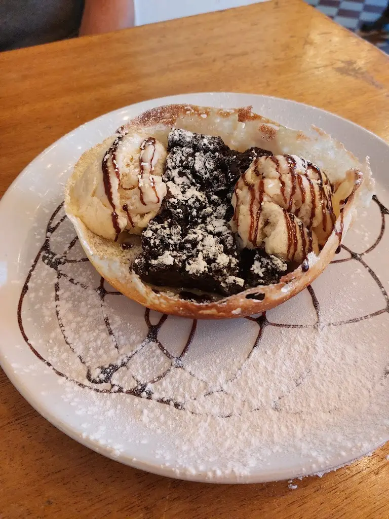 Barbara van Reijmersdal_The Pier Ceylon_Herne Bay_review