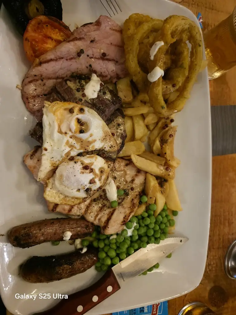 kevin day_The Shires_Hibaldstow_review