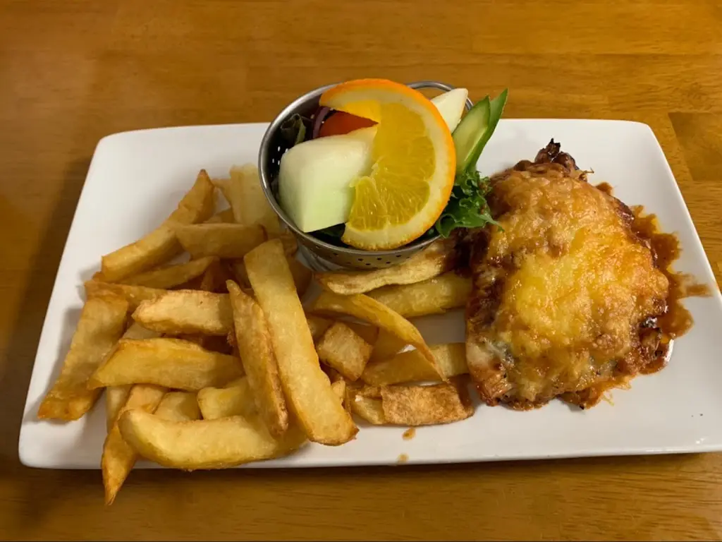 Wayne Gammon_The Shires_Hibaldstow_review