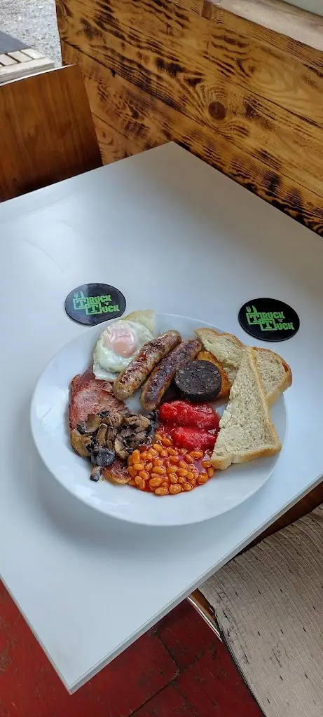 Menu_Truck 'n' Tuck_Hibaldstow_image_3