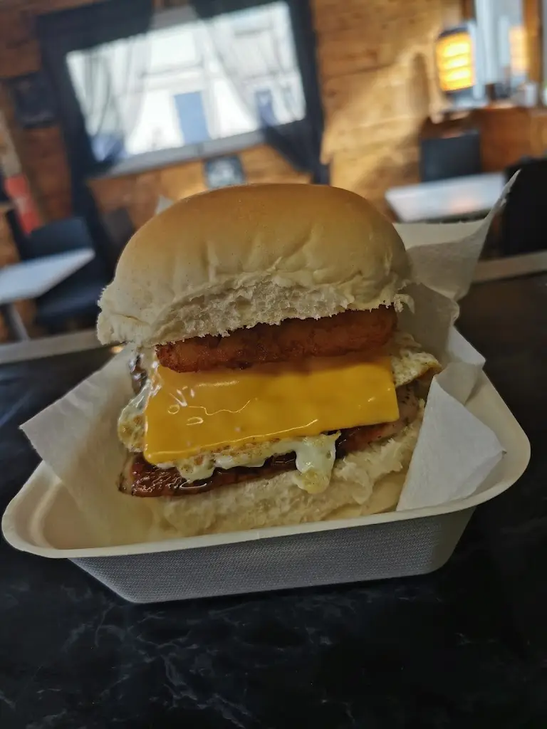 Truck 'n' Tuck restaurant in Hibaldstow