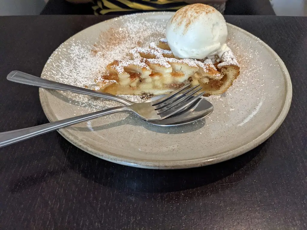 Menu_Bears Paw Country Inn & Restaurant_High Legh_image_7