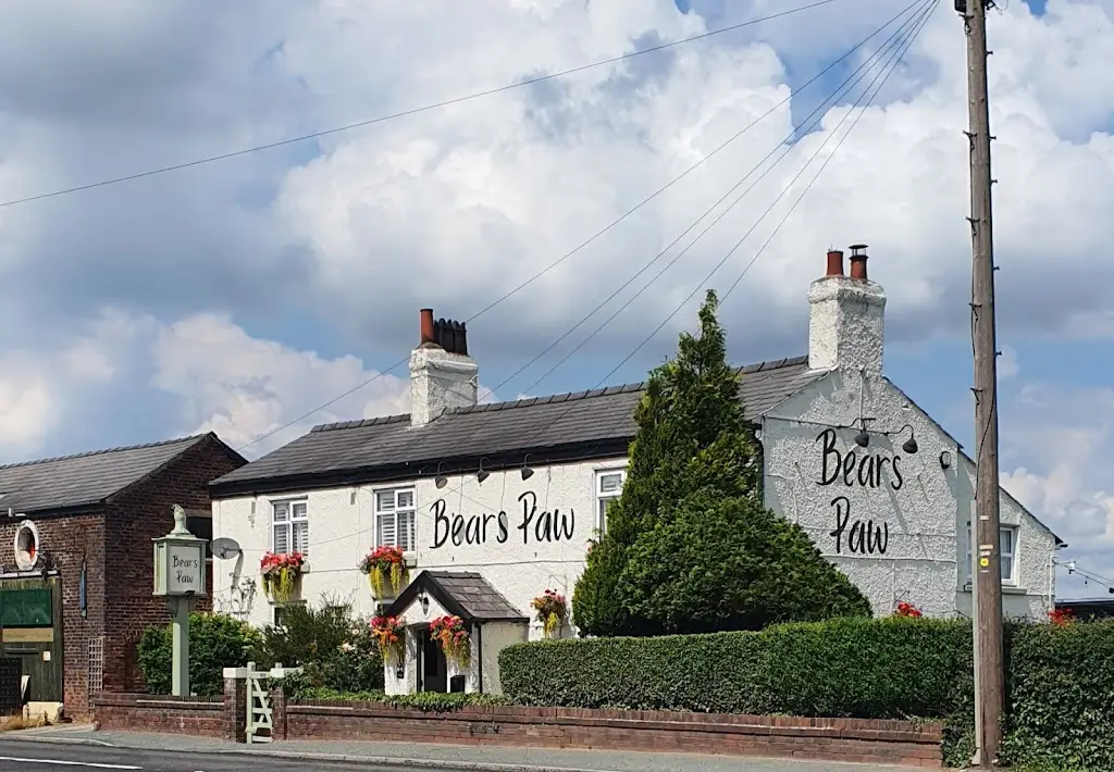 Bears Paw Country Inn & Restaurant_High Legh_slider_image_3