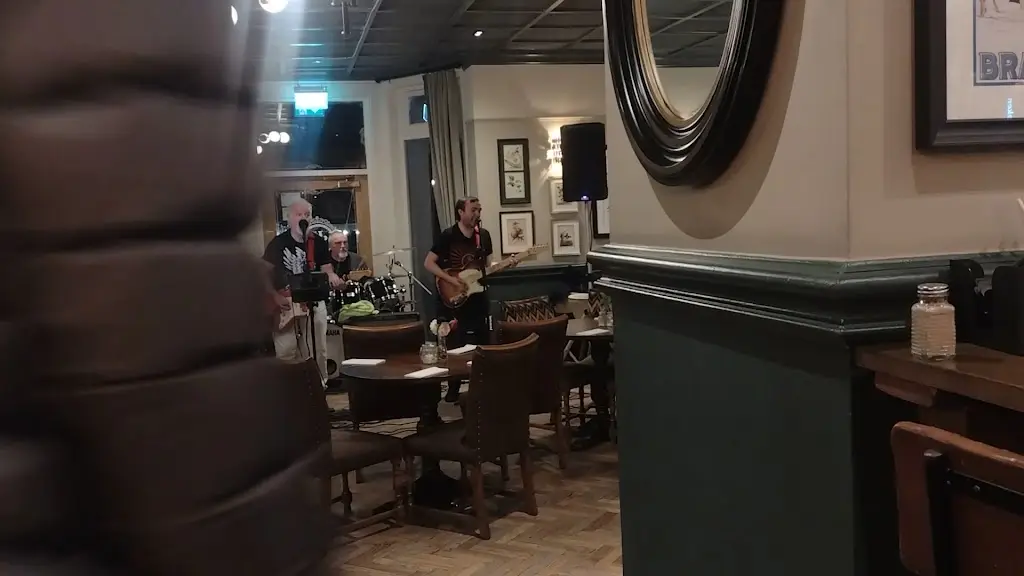 The Hightown Pub & Kitchen_Hightown_slider_image_2