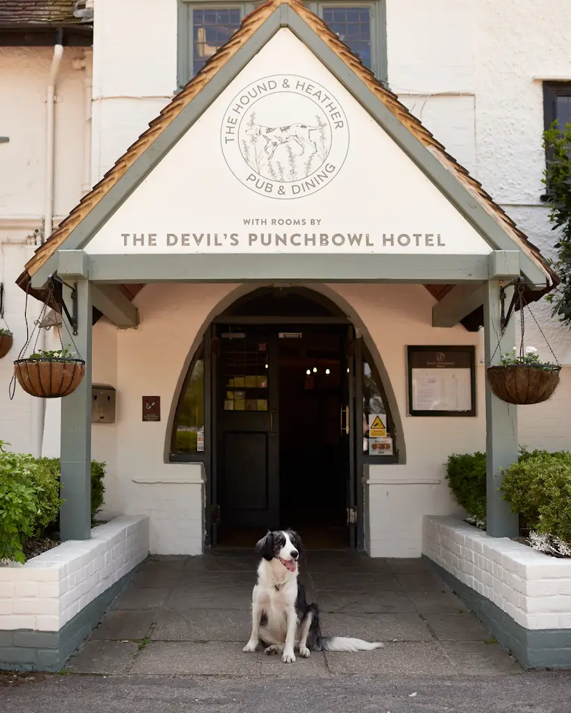 The Hound & Heather_Hindhead_slider_image_3