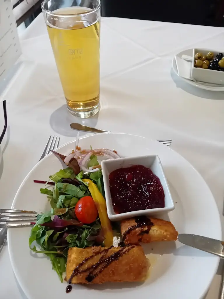 caroline flinn_La Torre_Bagworth_review