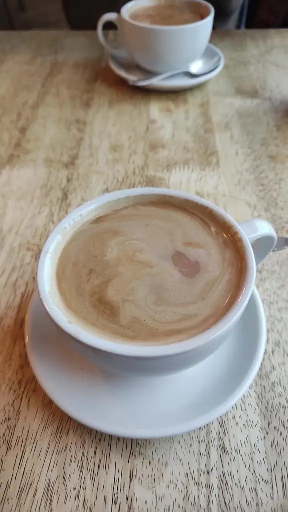 Georgie's Coffee House & Wine Bar_Hinchley Wood_slider_image_2