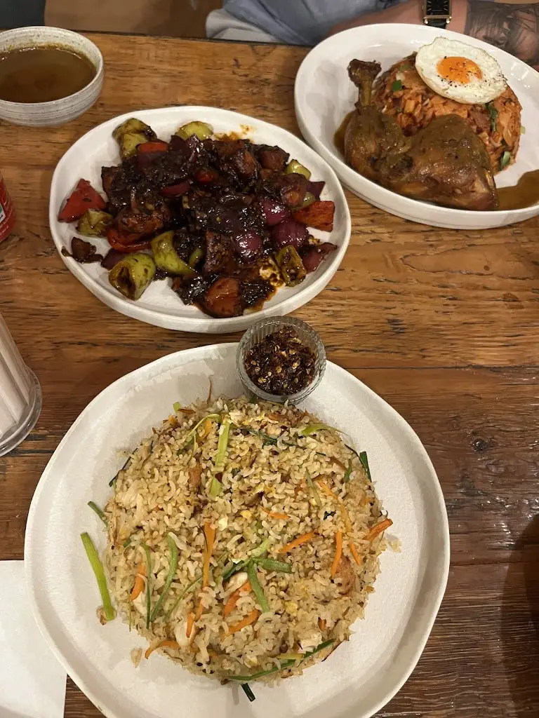 Sol H_La Luna Ceylon_High Wycombe_review