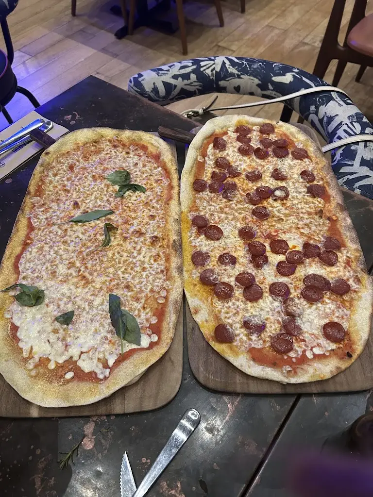 Zizzi - High Wycombe_High Wycombe_slider_image_3