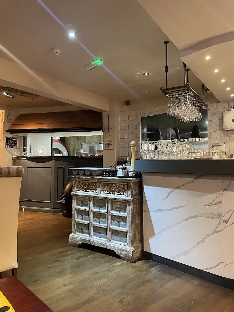 Vikrant Kumbhar_Inferno Italian Restaurant & Bar_Hinckley_review