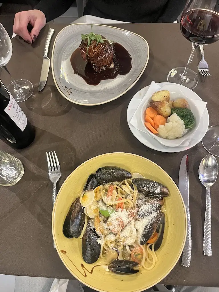 Il Vecchio_Heywood_slider_image_3