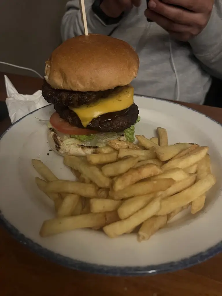 Valentina Panico_The White Hart_Heywood_review