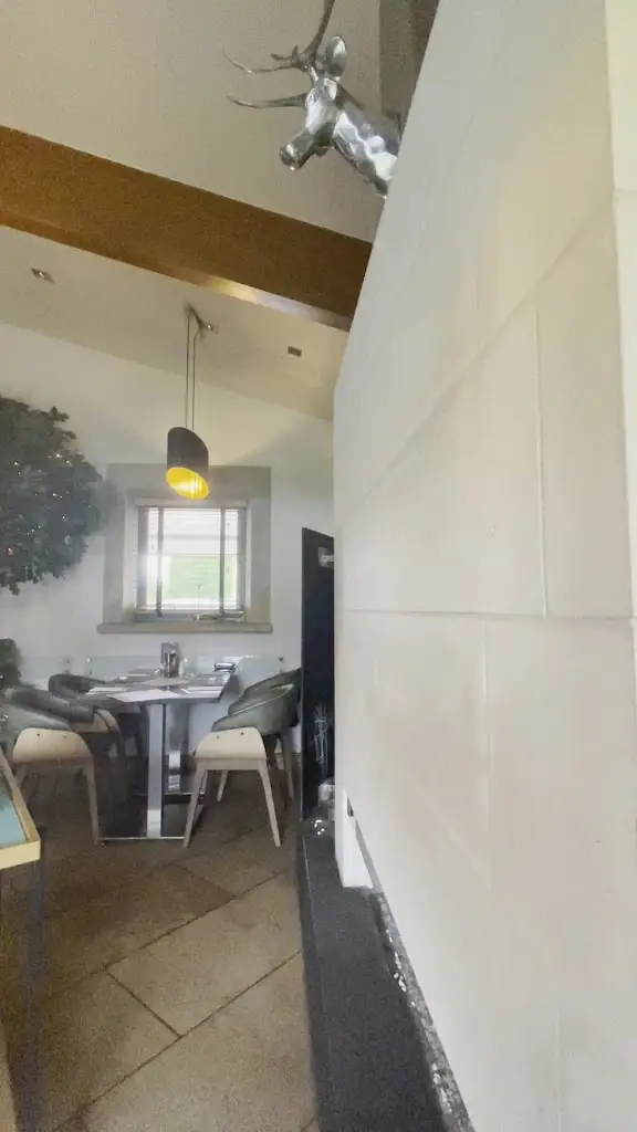 Pavilion Bistro_Heywood_slider_image_2