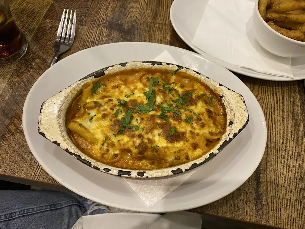 Danielle Preston_La Cava Restaurant_Hindley_review