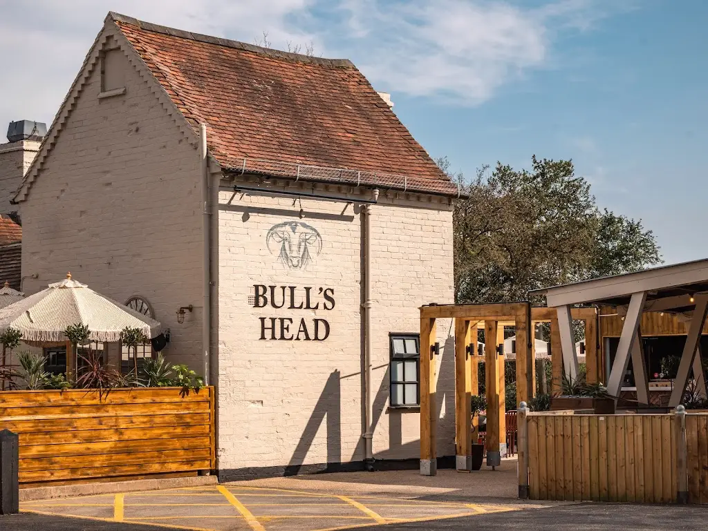 The Bulls Head_Hockley Heath_slider_image_1