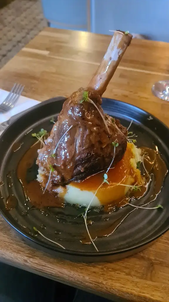 Marzenna Almendro_Turkish Kitchinn_Hockley_review