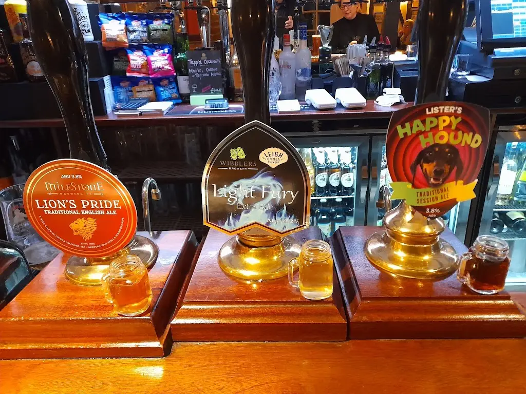 Menu_The White Hart_Hockley_image_3