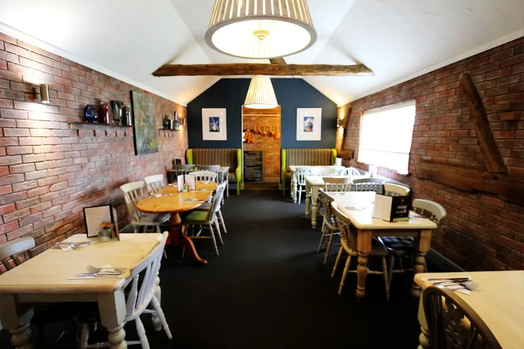 The Windmill Inn_Bagworth_slider_image_1