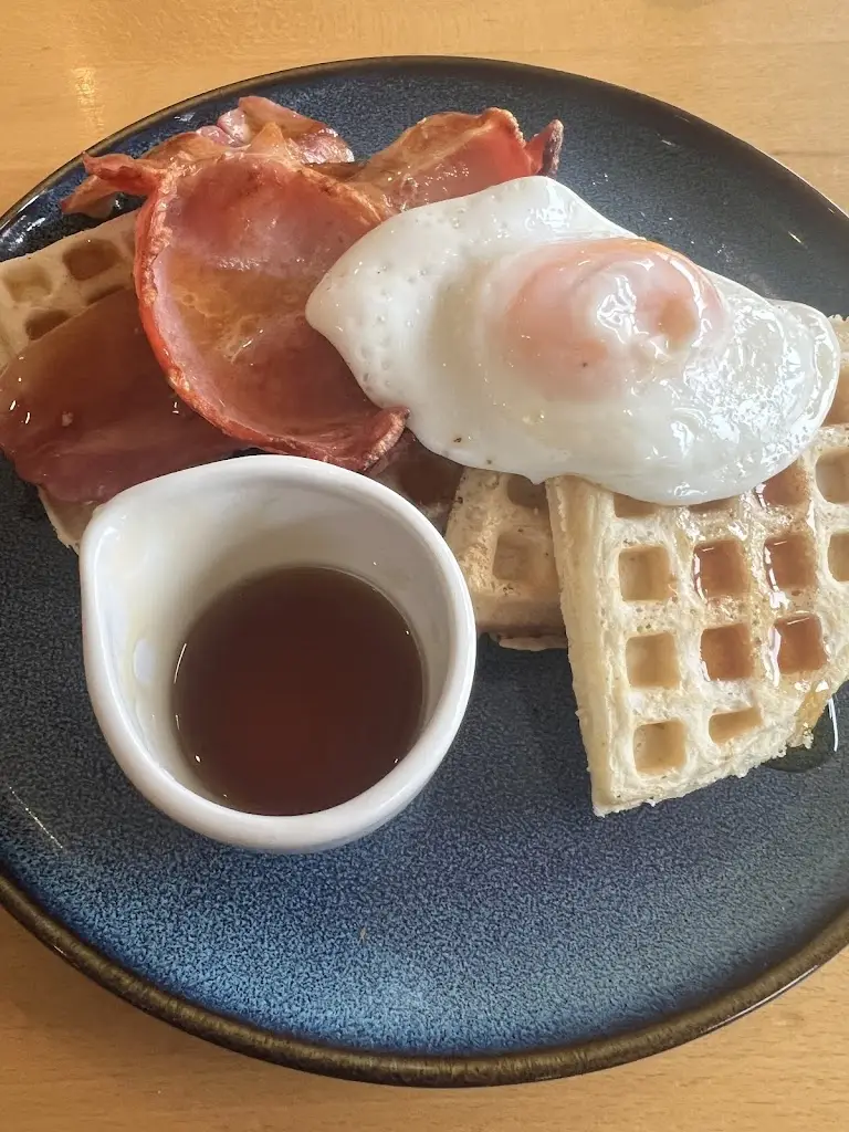 Naomi Gardner_1922 Bar & Kitchen_High Bentham_review