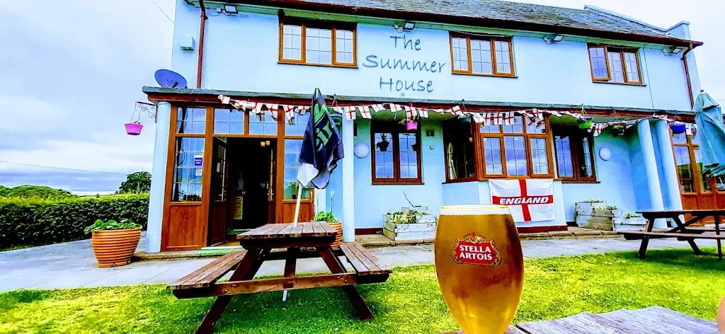 Summerhouse restaurant in Albrighton